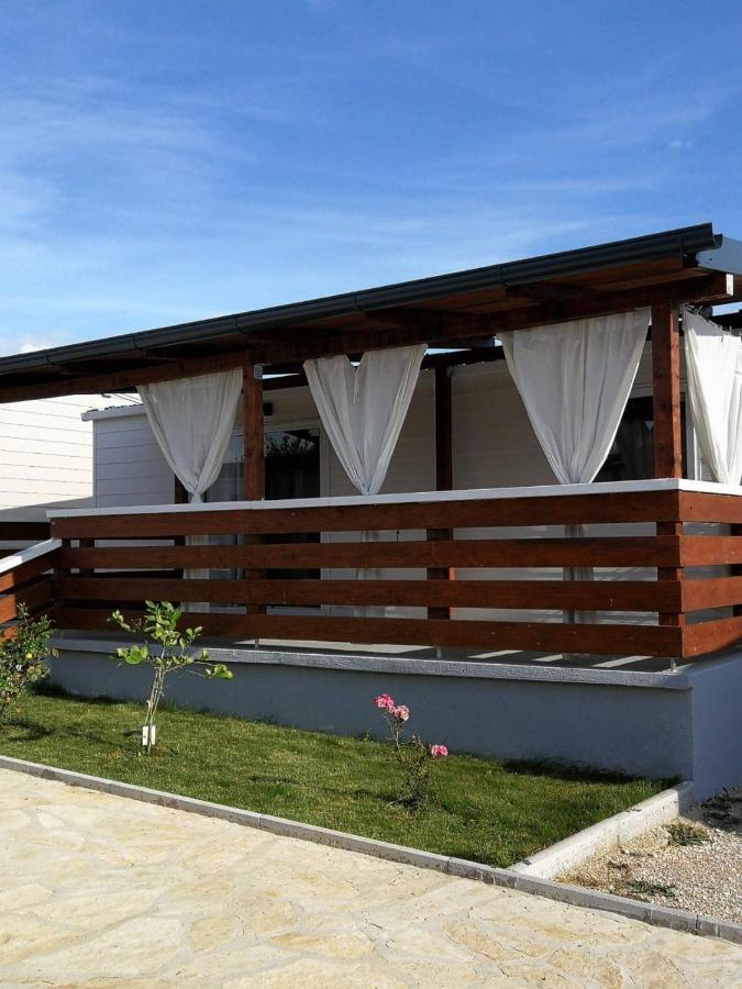 Mobile Homes Kamp Maslina, ביוגראד נה מורו מראה חיצוני תמונה