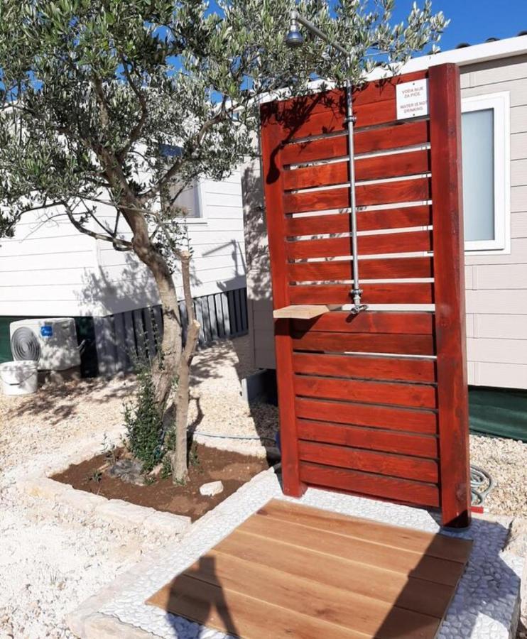 Mobile Homes Kamp Maslina, ביוגראד נה מורו מראה חיצוני תמונה