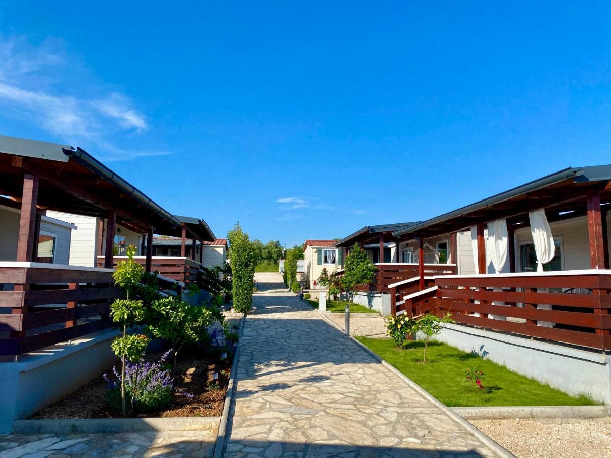 Mobile Homes Kamp Maslina, ביוגראד נה מורו מראה חיצוני תמונה